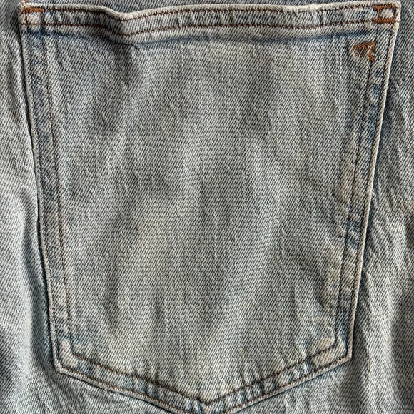 Madewell The Curvy Perfect Vintage Straight Jean - Picture 9 of 9